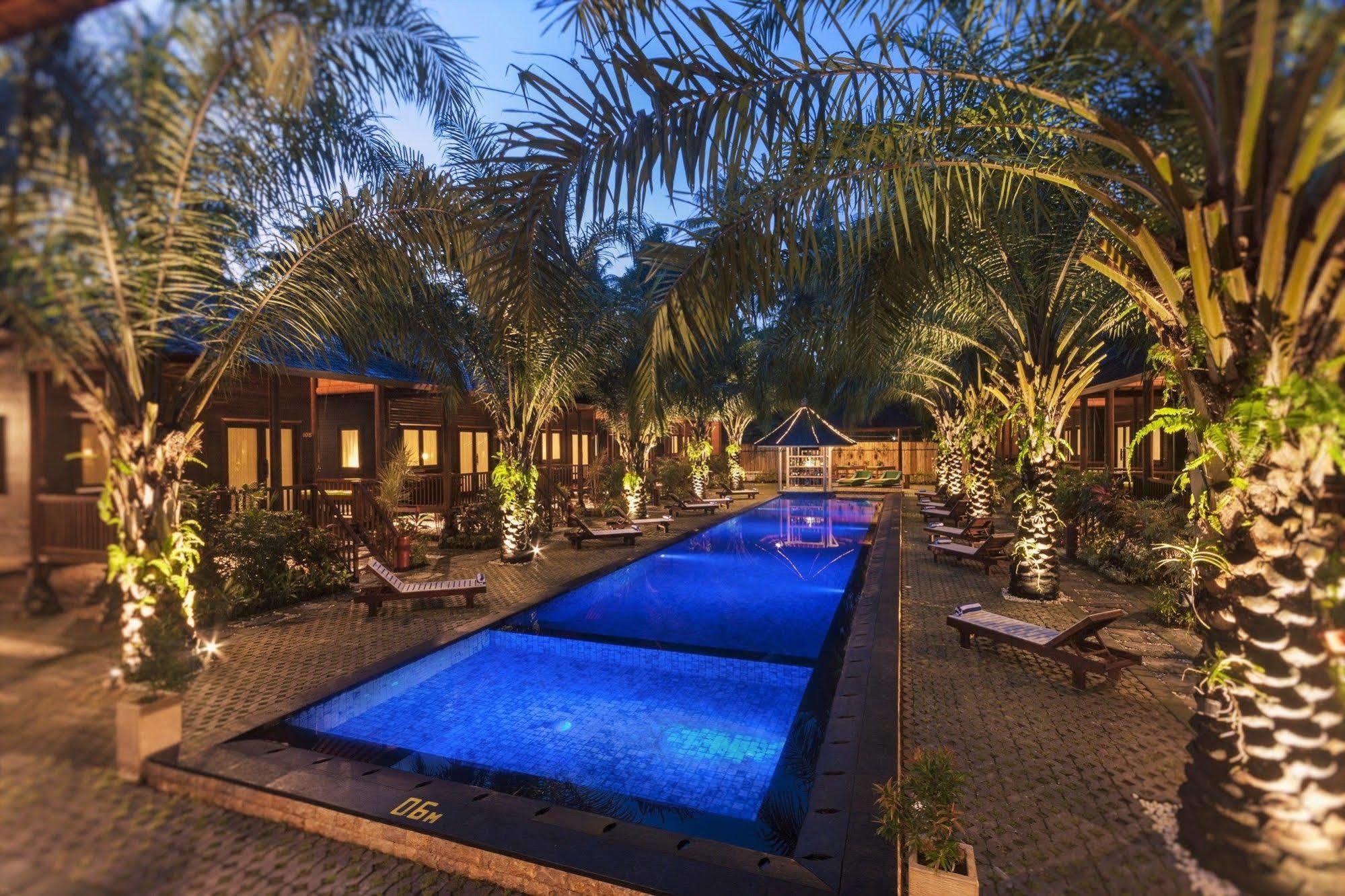 Coconut Boutique Resort Senggigi Kültér fotó