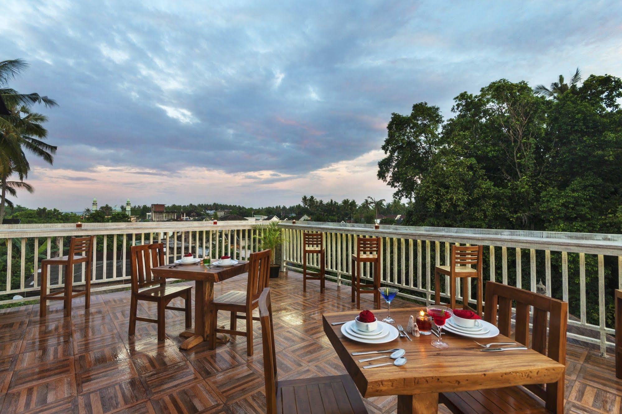 Coconut Boutique Resort Senggigi Kültér fotó